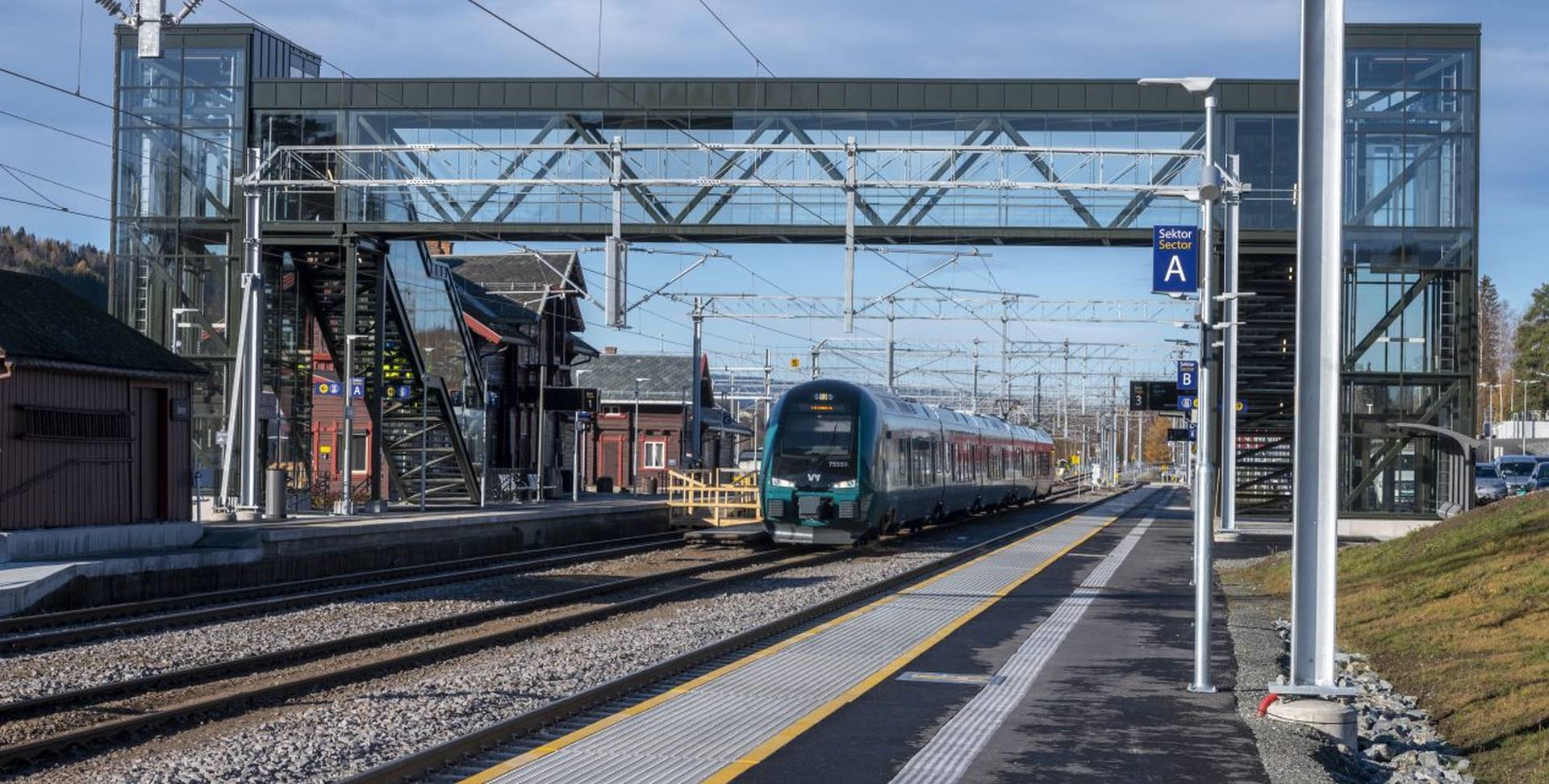 Jaren station glassbridge & workshop for railways